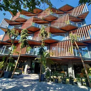Air By Ahuja Residences Гургаон