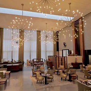 5* Hotel Grand Hyatt