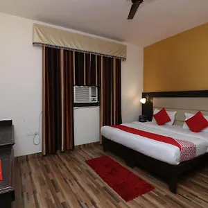 3* Hotel Mandakini Destination